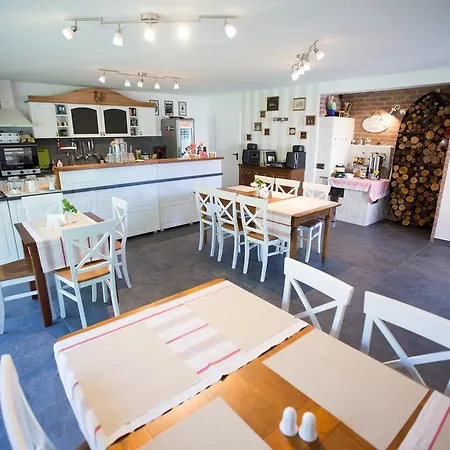 民宿 可根特教堂民宿 *